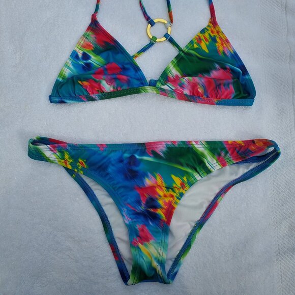 New Guess  Bikini Swimsuit Set - Picture 1 of 6